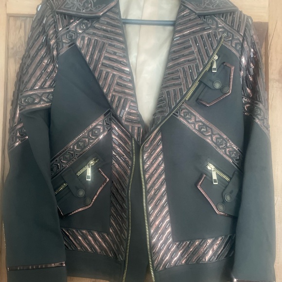 Green Custom made Designer from India Jacket with Geometric Pattern - Picture 2 of 11